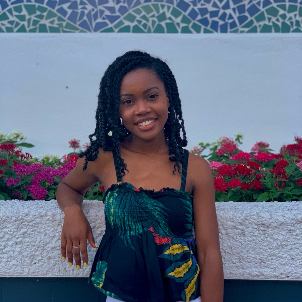 Meet your Posher, Leah